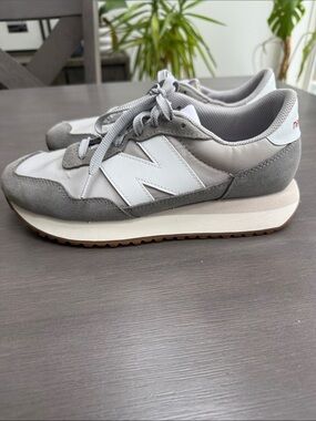New Balance 237 Sneakers